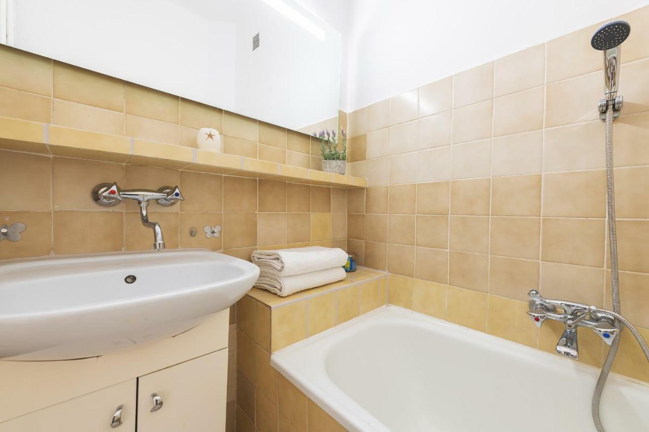 Zbawiciela Square P&O Serviced Apartments Warschau Buitenkant foto